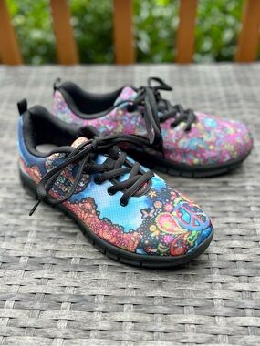 OAAK Peacenik Womens Multicolor Peace Sign Lace-Up Sneakers Boho Hippie Festival